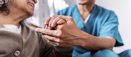 Médico-social : missions des infirmiers coordonnateurs en Ehpad